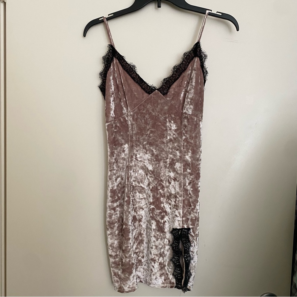 Elegant Velvet Slip Dress with Lace Trim